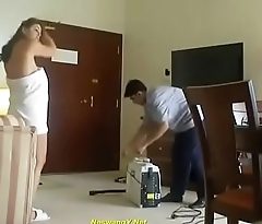 Indian Bhabhi flashing towel room service